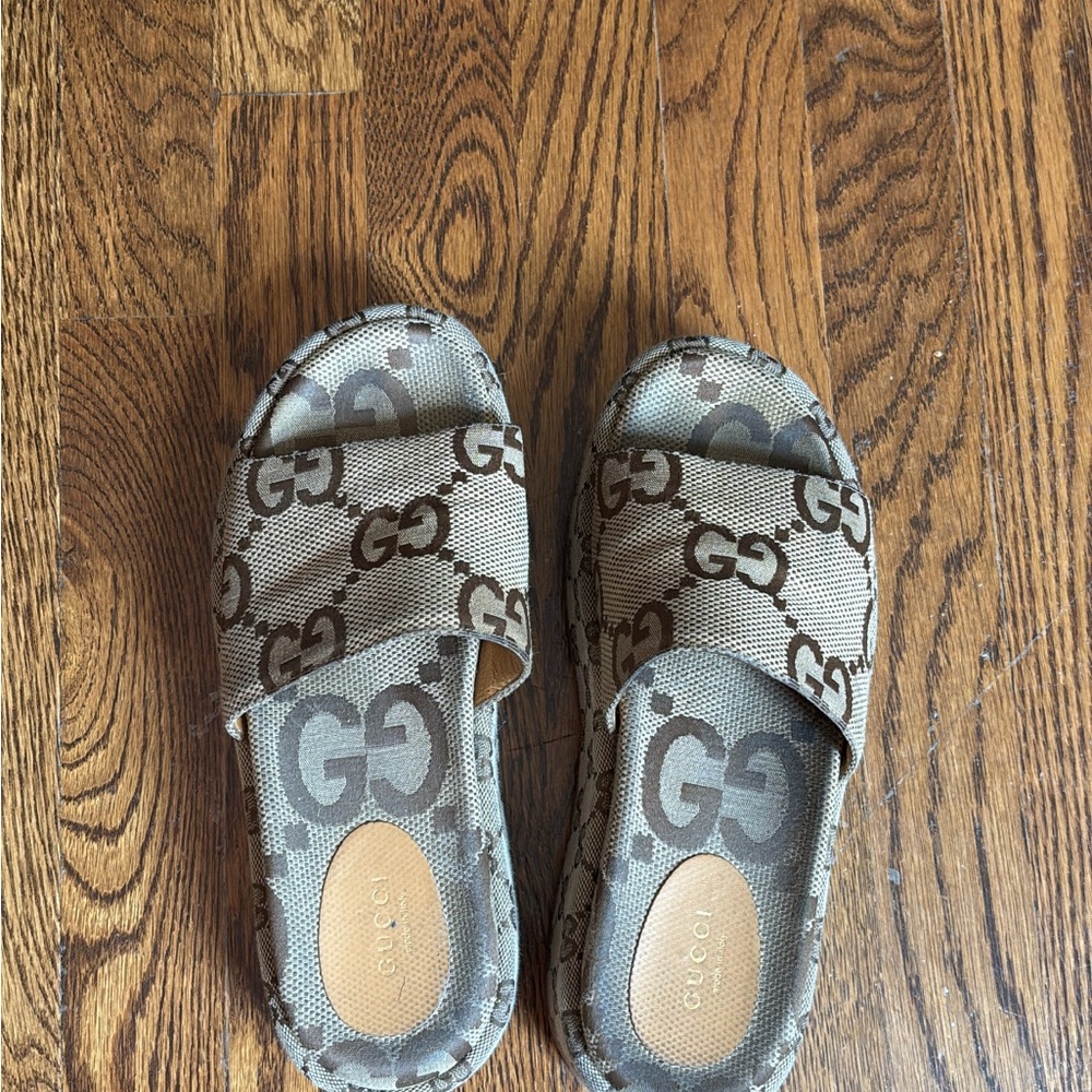 Gucci Kids Tan GG Slide Sandals